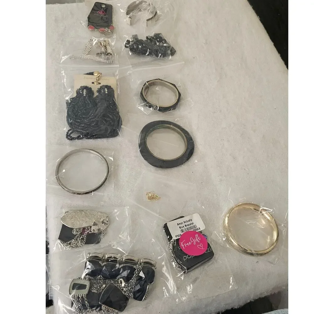 Unbranded vintage mystery